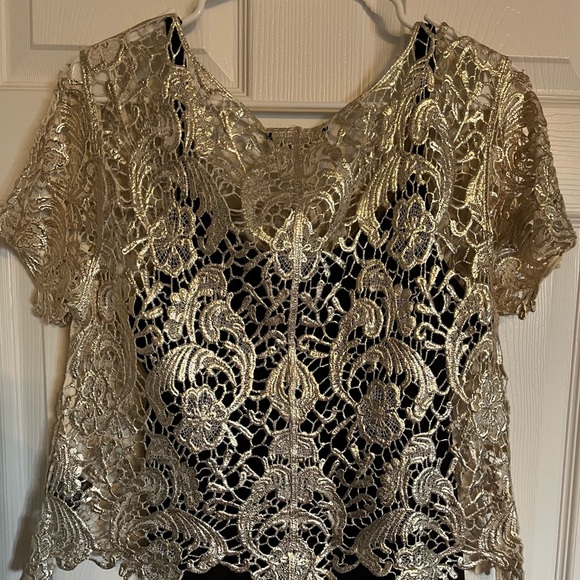 Shiny Gold Lace Shrug - Picture 2 of 2
